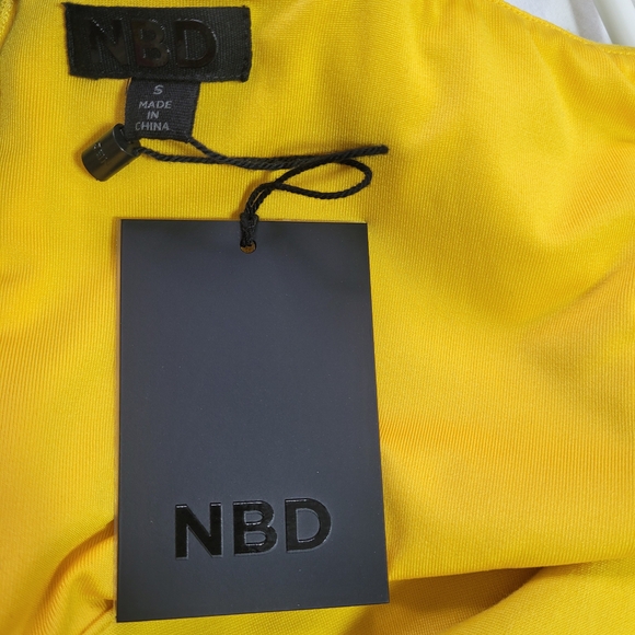 NWT Revolve NBD Totale Marigold Yellow Plunge Cutout Bodycon Short Dress Size S - Picture 7 of 9